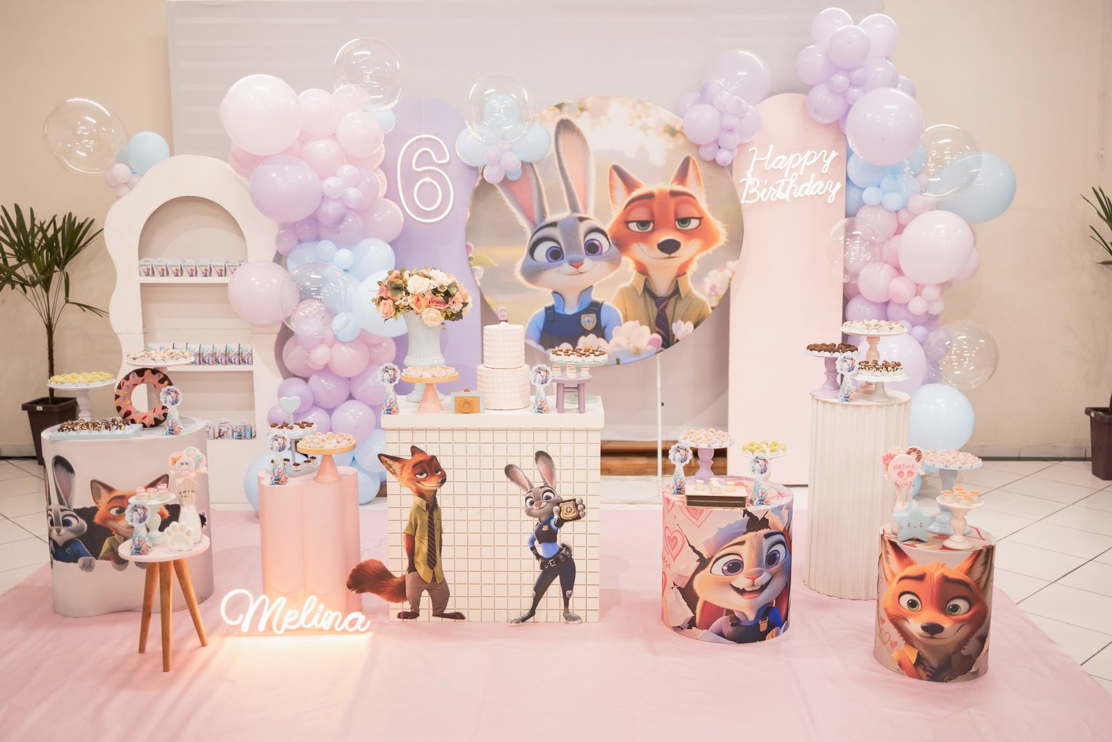 Decoração completa Zootopia com balões pastel
